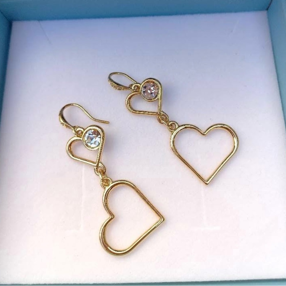 Chic Gold Heart‎ Drop Earrings Nice & Bella jewelry